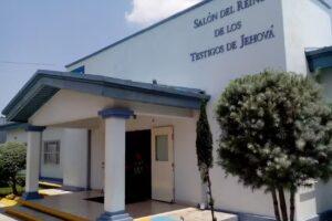 Sal&oacute;n del Reino de los Testigos de Jehov&aacute;.