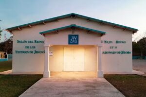 Sal&oacute;n del Reino de los Testigos de Jehov&aacute;