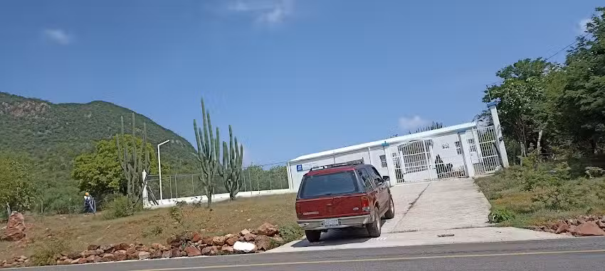 Salon del reino de los testigos de jehova Arrollo grande el reparito