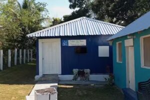 Sal&oacute;n del reino de los testigos de Jehov&aacute;. Caobas Quintana Roo