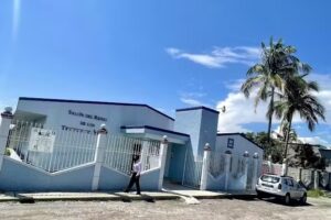 Sal&oacute;n del Reino de los Testigos de Jehov&aacute;. Escape de Lagunillas