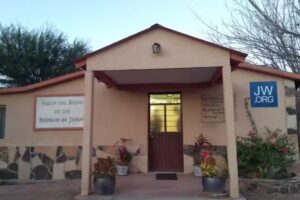 Salón Del Reino Testigos De Jehová