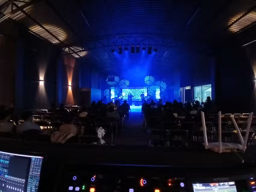 Sal&oacute;n Hermandad