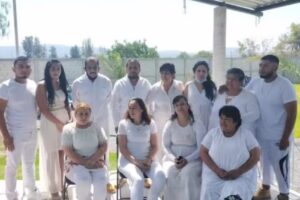 Salvacion Y Alabanza