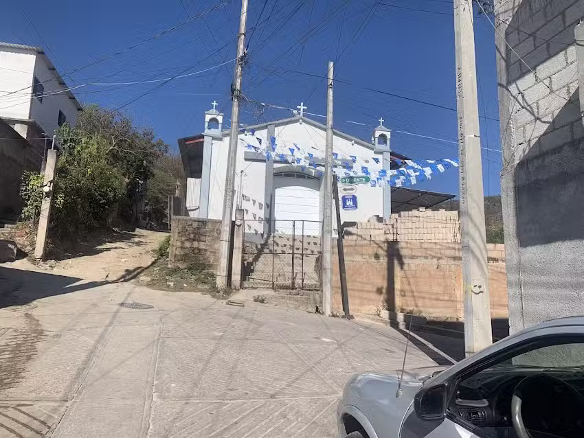 San Juan Bosco y Mar&iacute;a auxiliadora. Sector 04