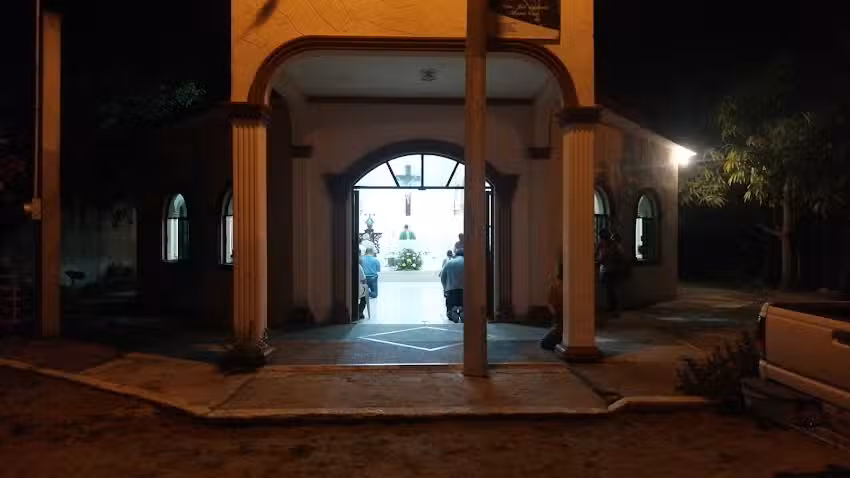 San Juanita, Capilla Cat&oacute;lica.