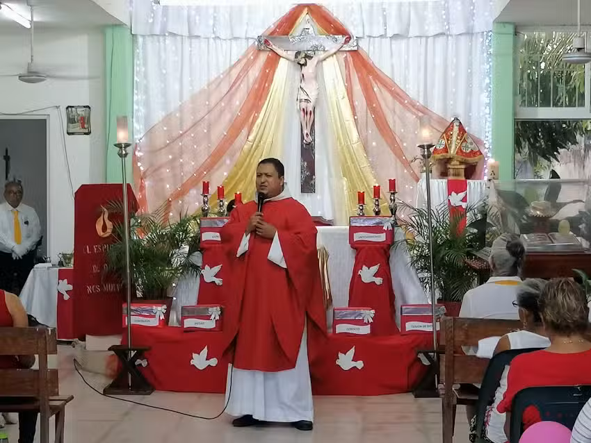 San Rafael Gu&iacute;zar y Valencia y Virgen De Juquila