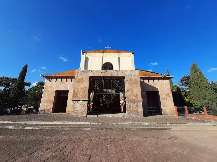 Santuario Virgen de Acahuato