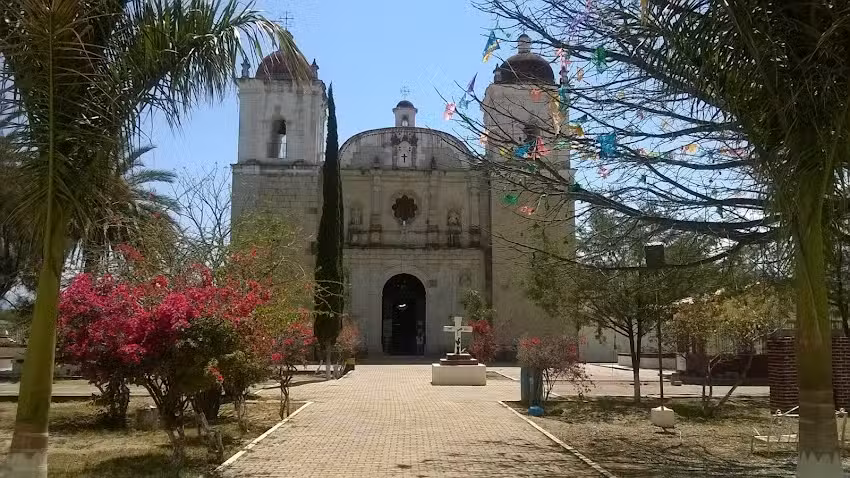 Se&ntilde;or de Santa Cruz Papalutla