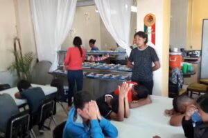 Siervos Con Vision Y New Iglesia Ciudad De Refugio