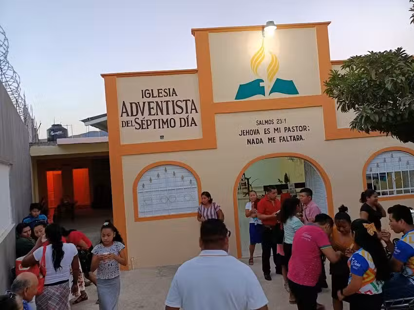 Sol Azteca [Iglesia Adventista Del S&eacute;ptimo D&iacute;a]