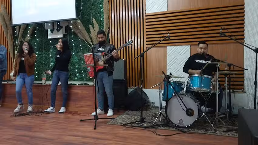 Templo Alfa Y Omega. Alianza Cristiana Y Misionera A.R