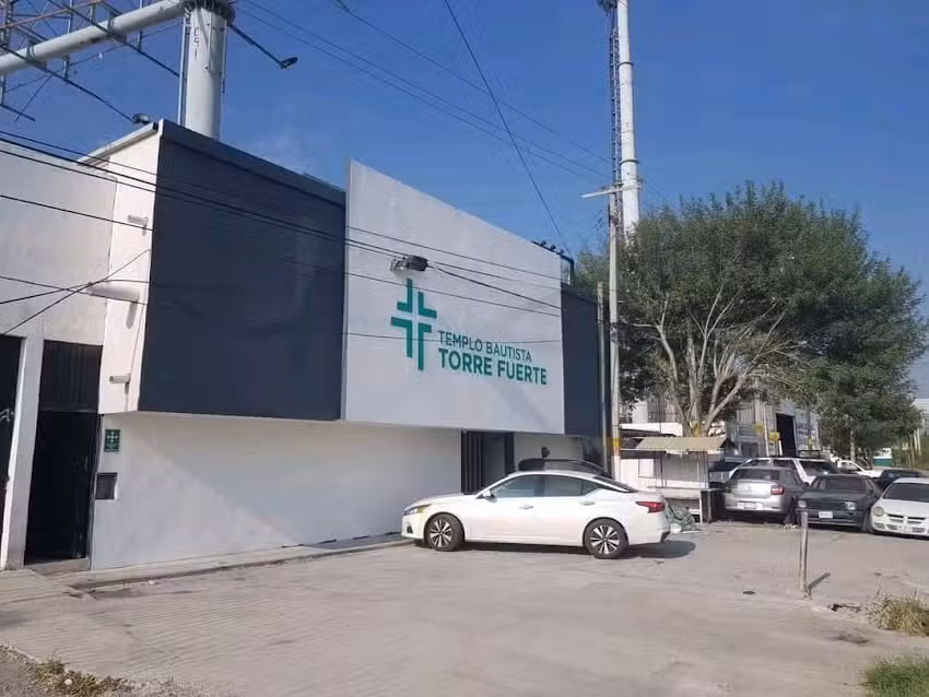 TEMPLO BAUTISTA TORRE FUERTE