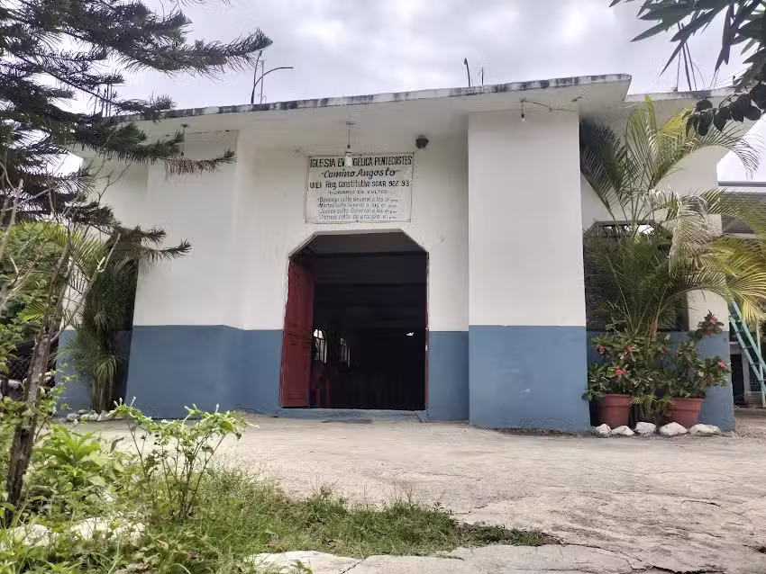 Templo .camino angosto