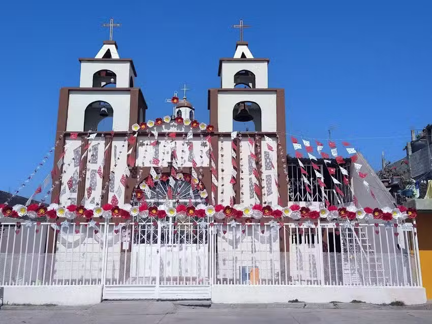Templo Cat&oacute;lico De Sope&ntilde;a