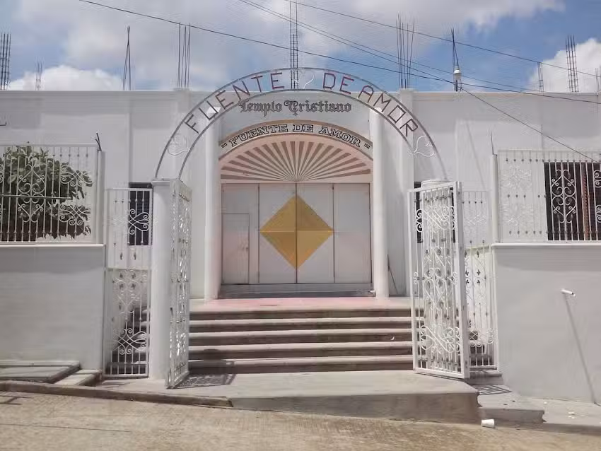 Templo Cristiano Fuente De Amor