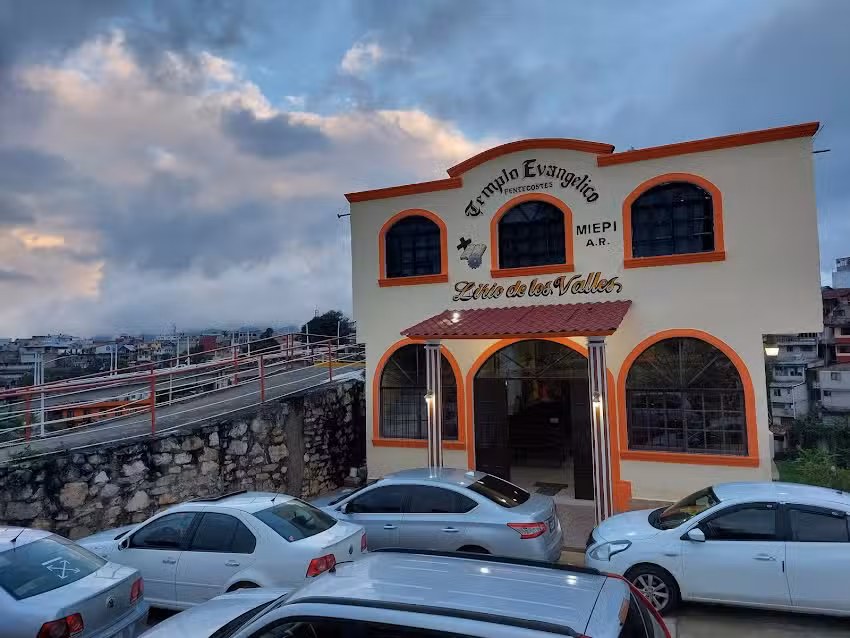 Templo cristiano &ldquo;Lirio de los valles&rdquo; MIEPI