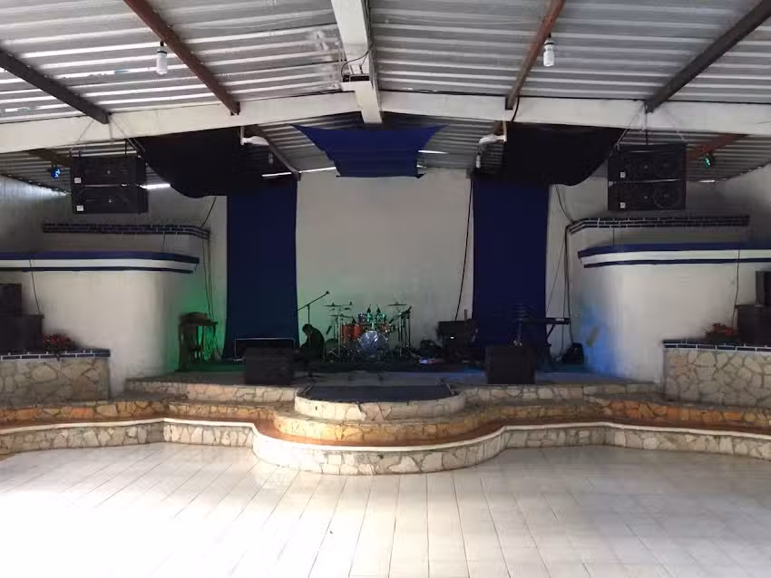 TEMPLO CRISTIANO RENACER