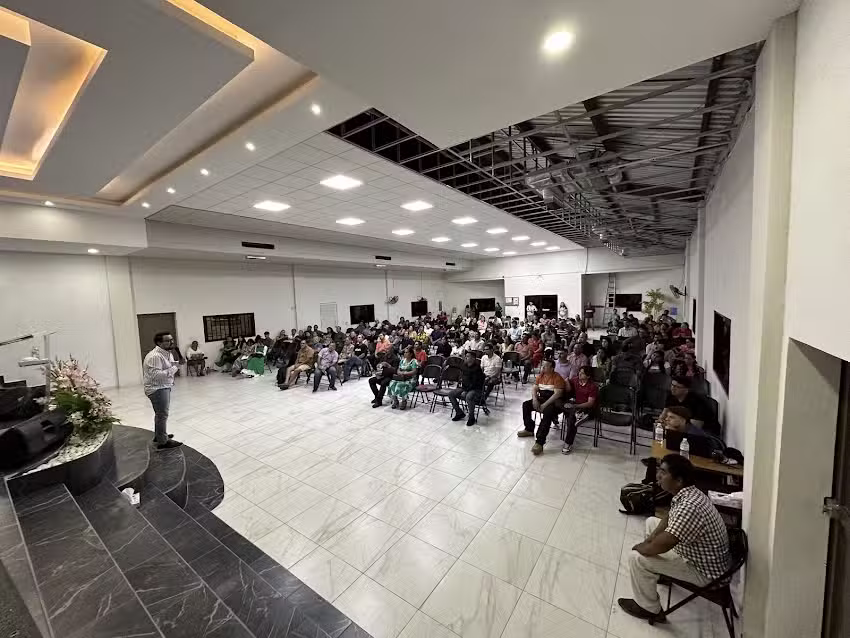 Templo Cristiano Sal&eacute;m Casa de Paz Asambleas de Dios