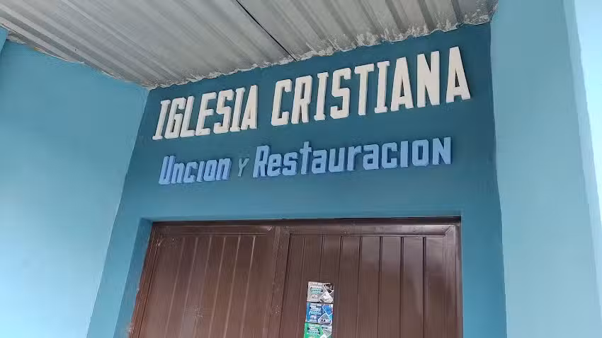 Templo Cristiano Unci&oacute;n y Restauraci&oacute;n