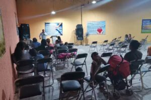 Templo de alabanza la puerta compa&ntilde;erismo cristiano