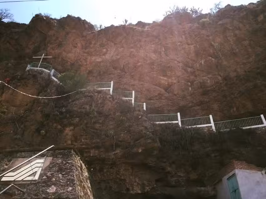 Templo de congregaci&oacute;n de la cruz