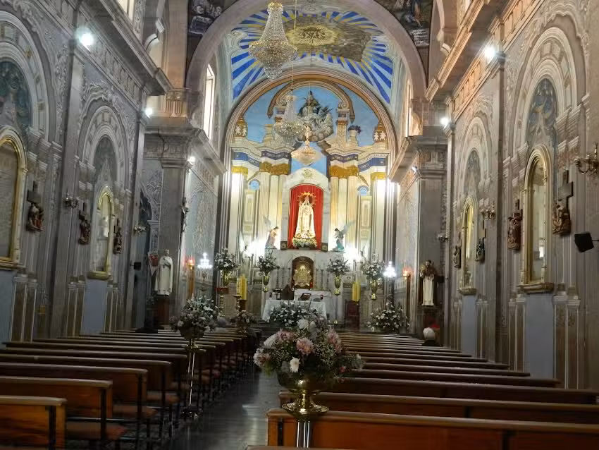 Templo De La Merced Quer&eacute;taro