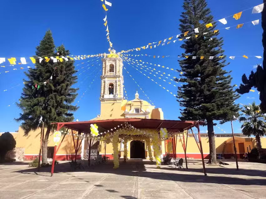 Templo de Los Reyes Tlanechicolpan