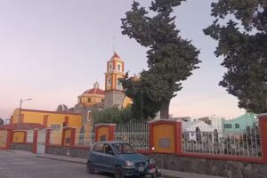 Templo de San Cristóbal Tecolit