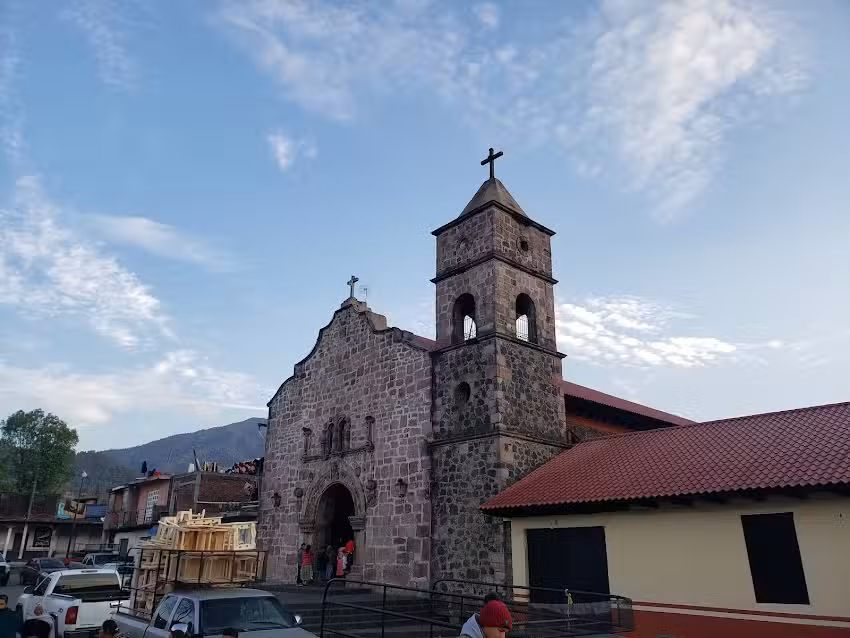 Templo De San Juan Bautista Cap&aacute;cuaro