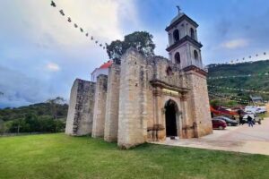 TEMPLO DE SAN JUAN, ( CAT&Oacute;LICA )SAN JUAN CAHUAYAXI,OAX.