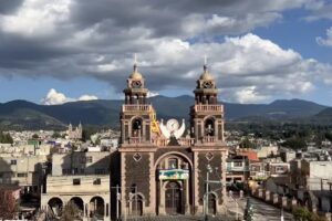 Templo del barrio de Santiaguito