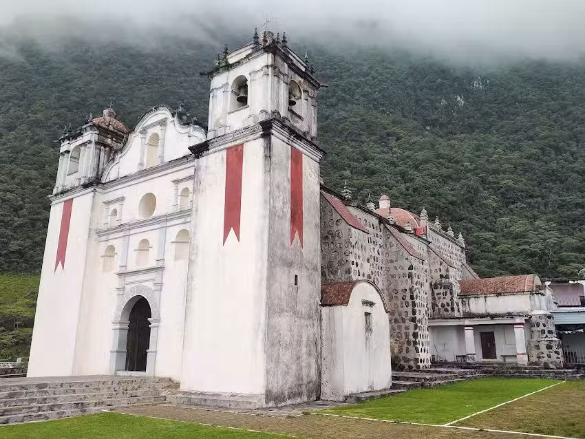 Templo del Sr. De Alotepec