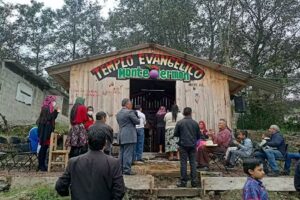 Templo Evang&eacute;lico Pentecost&eacute;s &ldquo;Monte Hermon&rdquo;