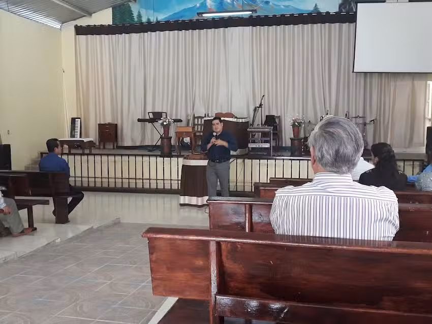 Templo Evang&eacute;lico Pentecostes Roca de Salvacion