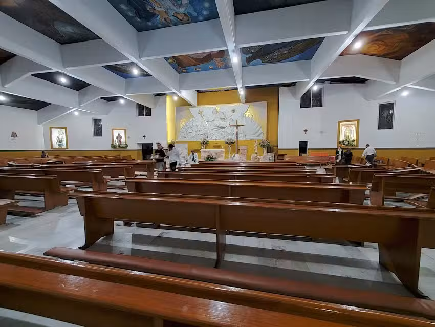 Templo Getseman&iacute; La Cruz