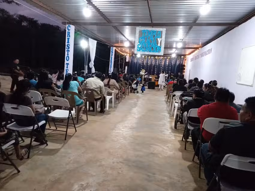 Templo Gracia y Salvaci&oacute;n Asambleas de Dios