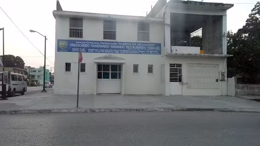 Templo Puerta De Salvaci&oacute;n Asambleas de Dios