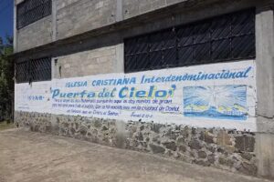 Templo Puerta del cielo Iciar
