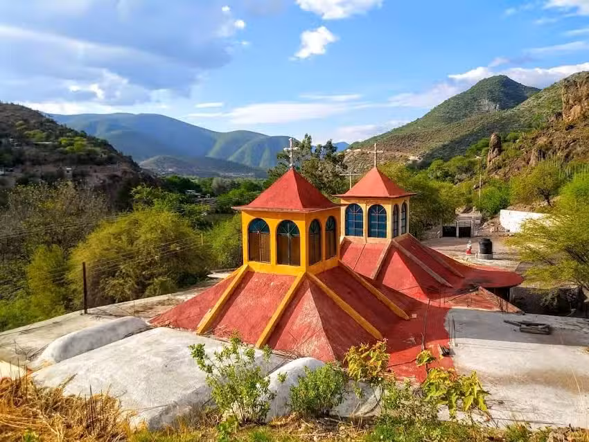 Templo Santa Mar&iacute;a de Guadalupe