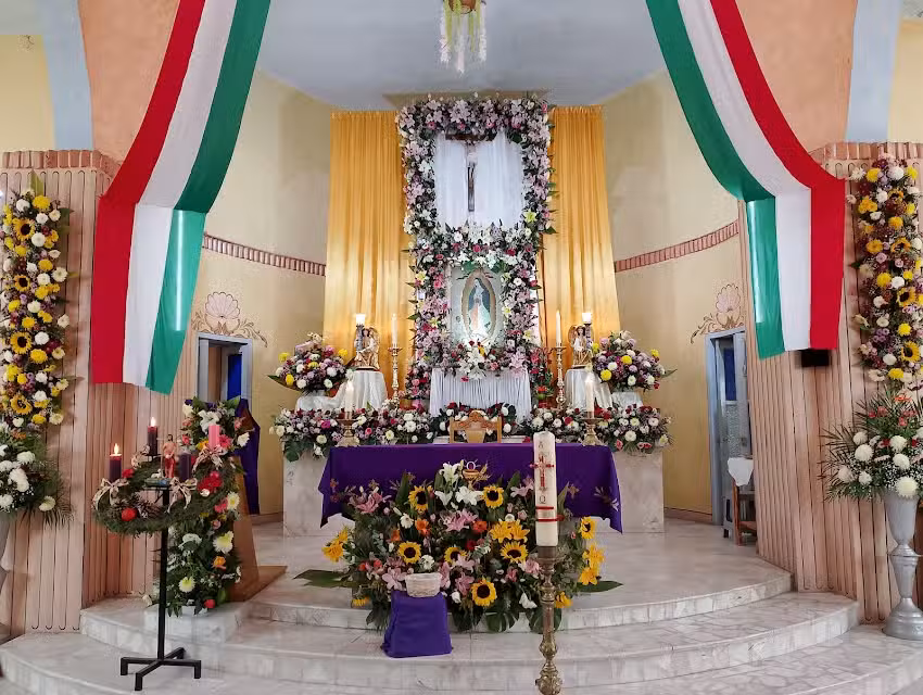 Templo Santa Mar&iacute;a de Gudalupe-Vistha