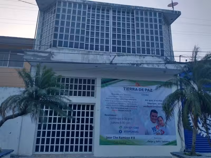 Tierra de Paz Cardel