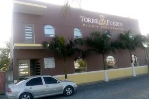 TORRE FUERTE IGLESIA PENTECOST&Eacute;S