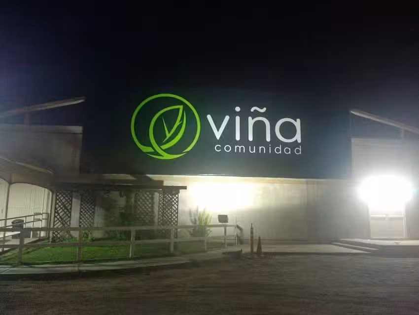 Vi&ntilde;a Comunidad