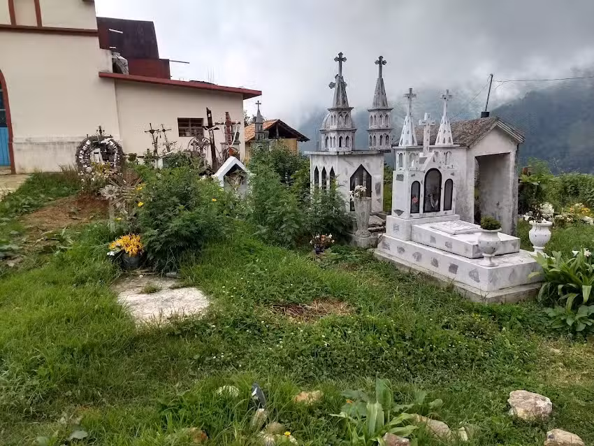 Xochititan